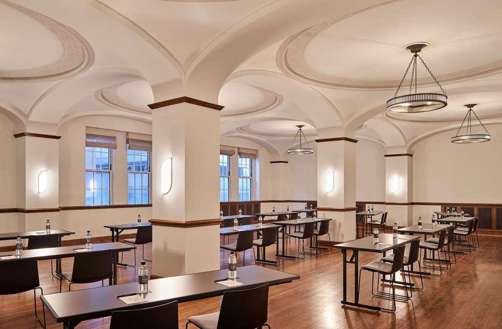 Kansas City, In The Unbound Collection By Hyatt 4* Kansas City